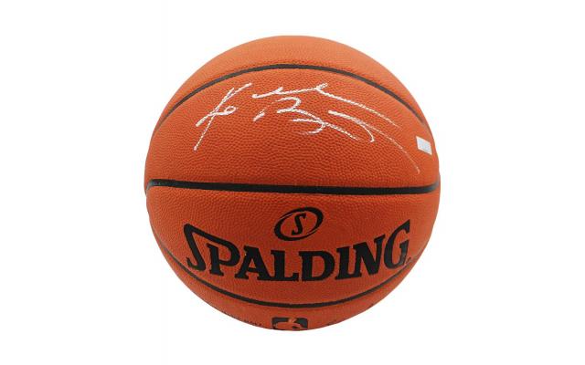 Kobe Bryant Signed Los Angeles Lakers Spalding Authentic NBA Basketball – Silver Ink